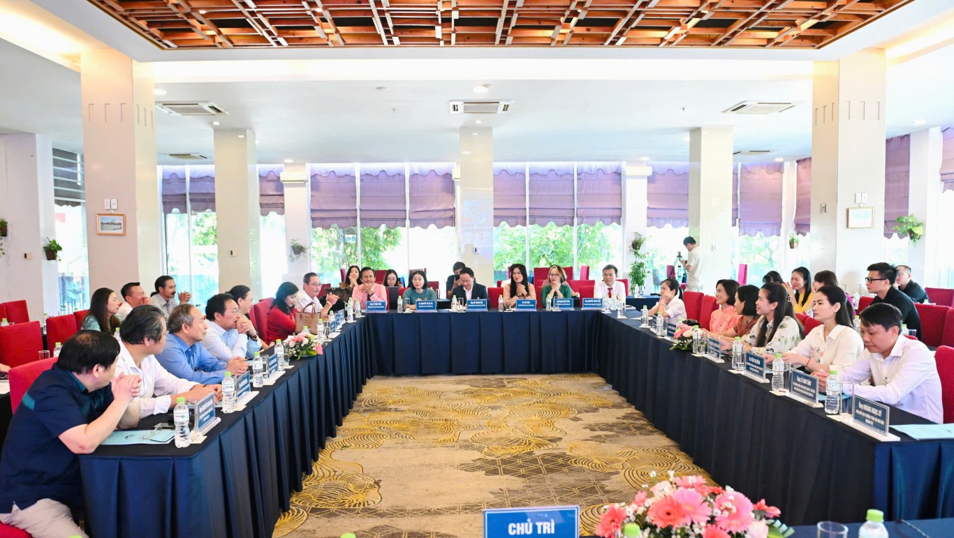Toàn cảnh hội thảo